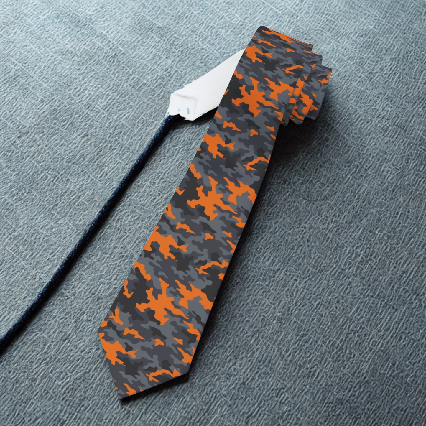 Necktie (Military7) (corbata) "high resolution"