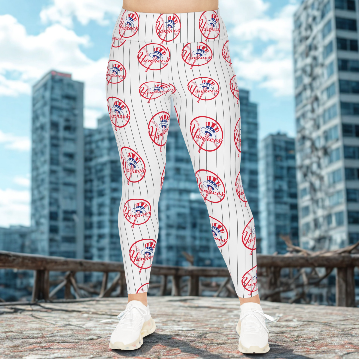 Plus Size Leggings (yankees) "high resolution"